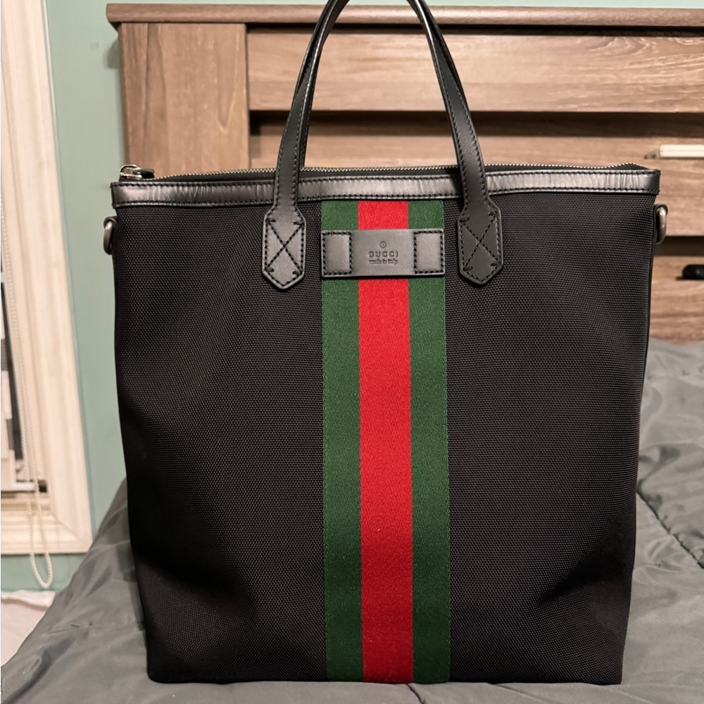 Authentic: Gucci Techno Web Canvas Bag - Unisex